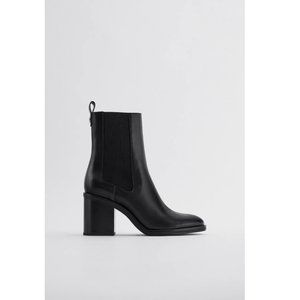NWT Zara 10 Black Wide Heeled Stretch Ankle Boots